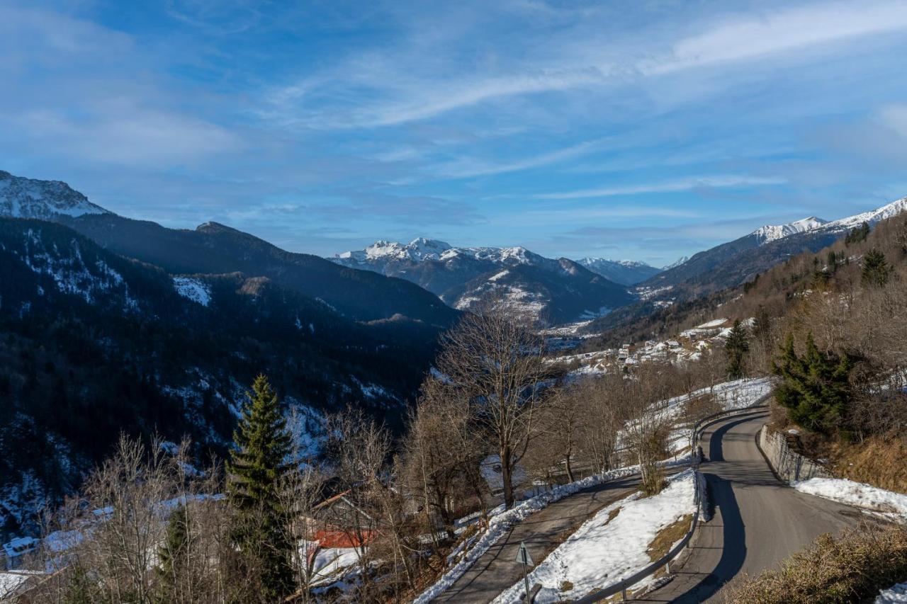 Panoramic House Carnia - Mountain View Apt With Parking And Terraces Vila Ligosullo Exterior foto
